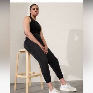 Athleta BROOKLYN LEGACY MID RISE JOGGER Black Size 16